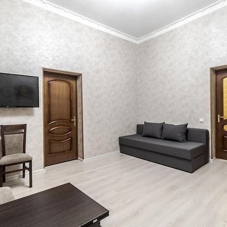 Art Balabana Apartment Lviv Eksteriør billede