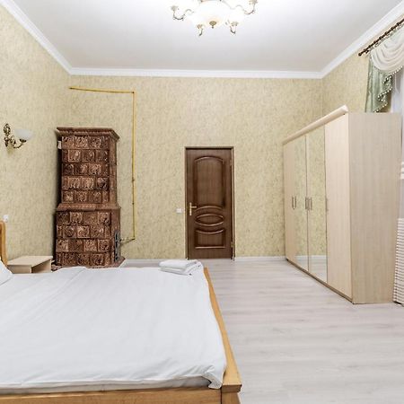 Art Balabana Apartment Lviv Eksteriør billede