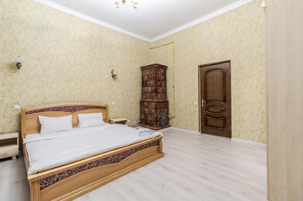 Art Balabana Apartment Lviv Eksteriør billede