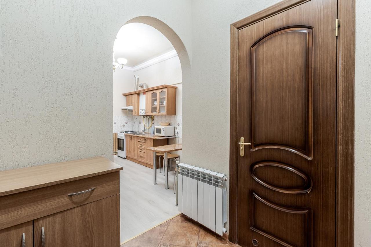 Art Balabana Apartment Lviv Eksteriør billede