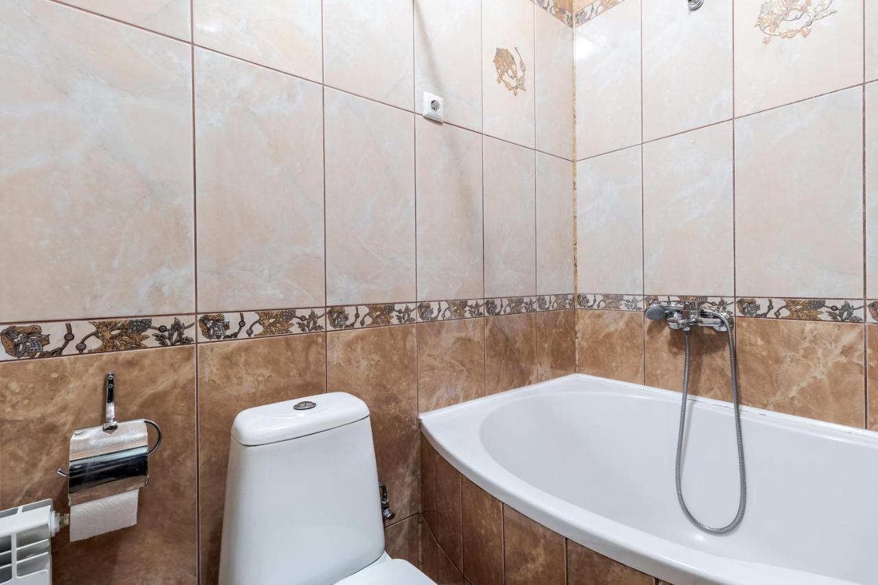 Art Balabana Apartment Lviv Eksteriør billede